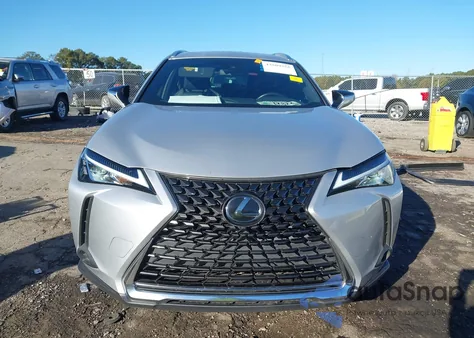 2019 Lexus Ux 200 из США, поврежденный, VIN JTHY3JBH3K2010336